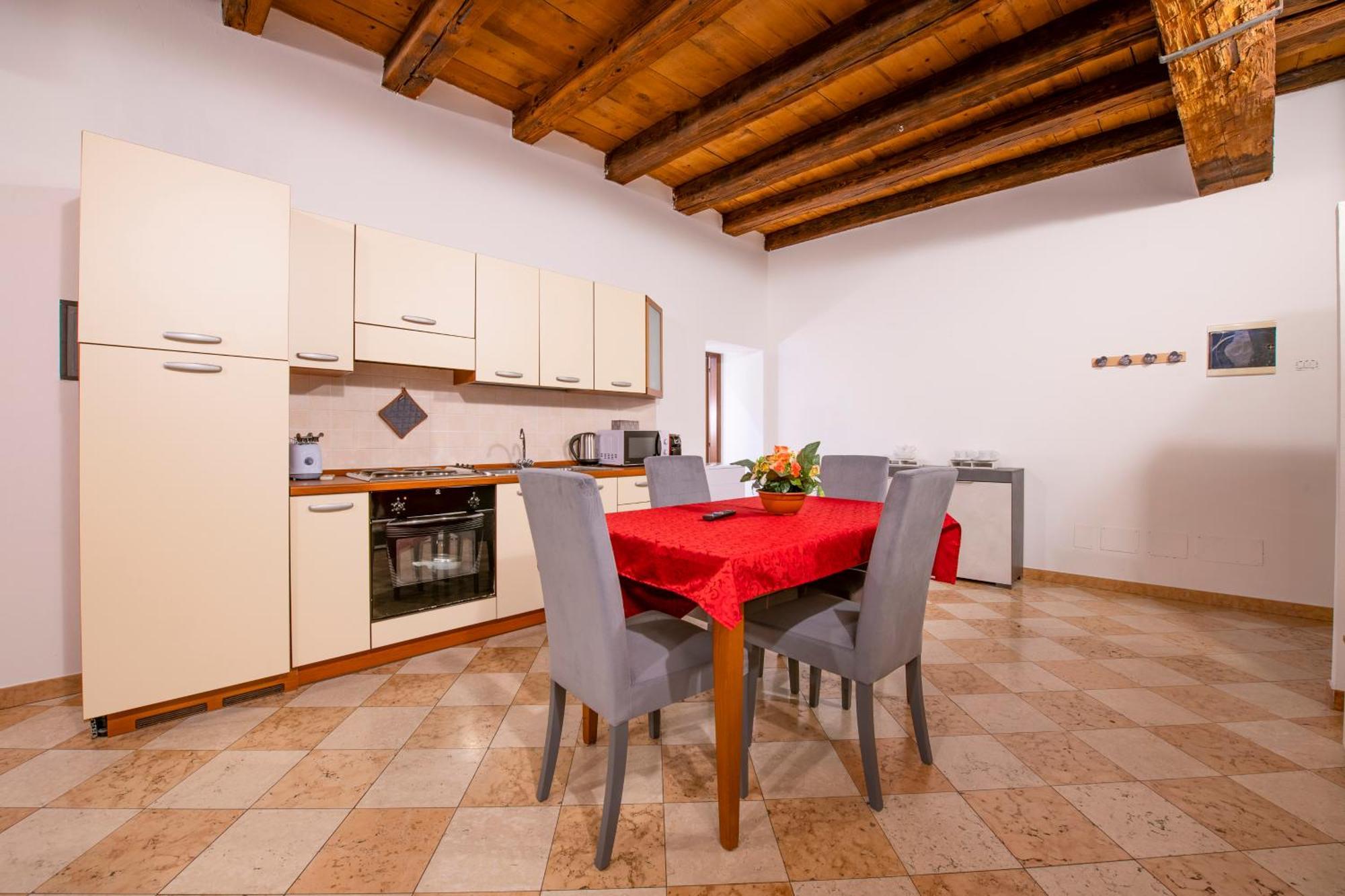 Palace Mazzini Center Apartamento Verona