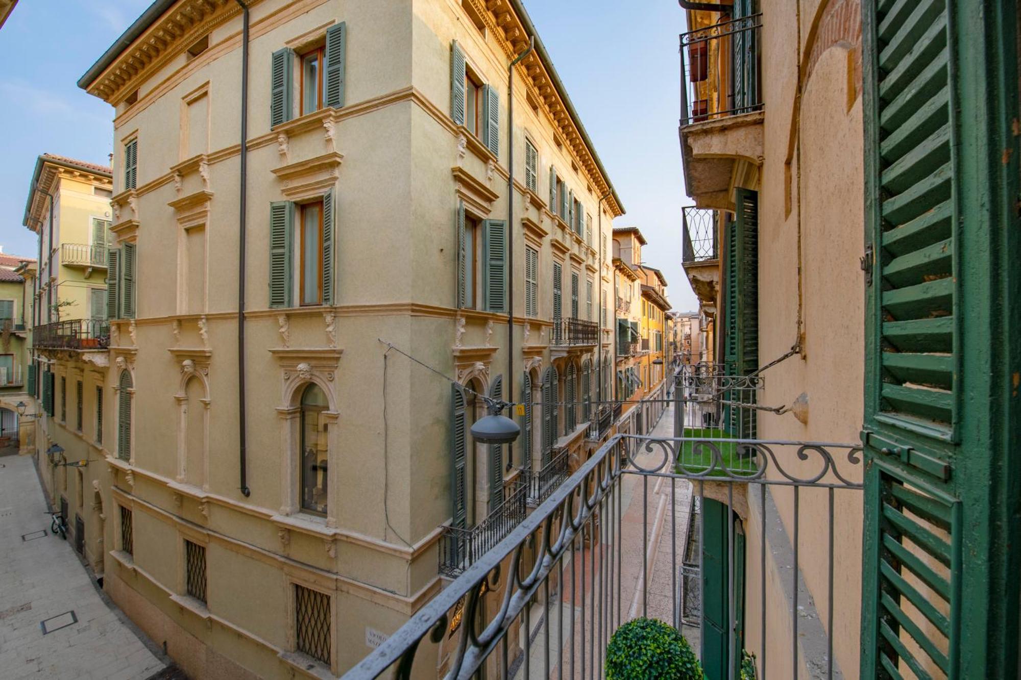 Palace Mazzini Center Apartamento Verona