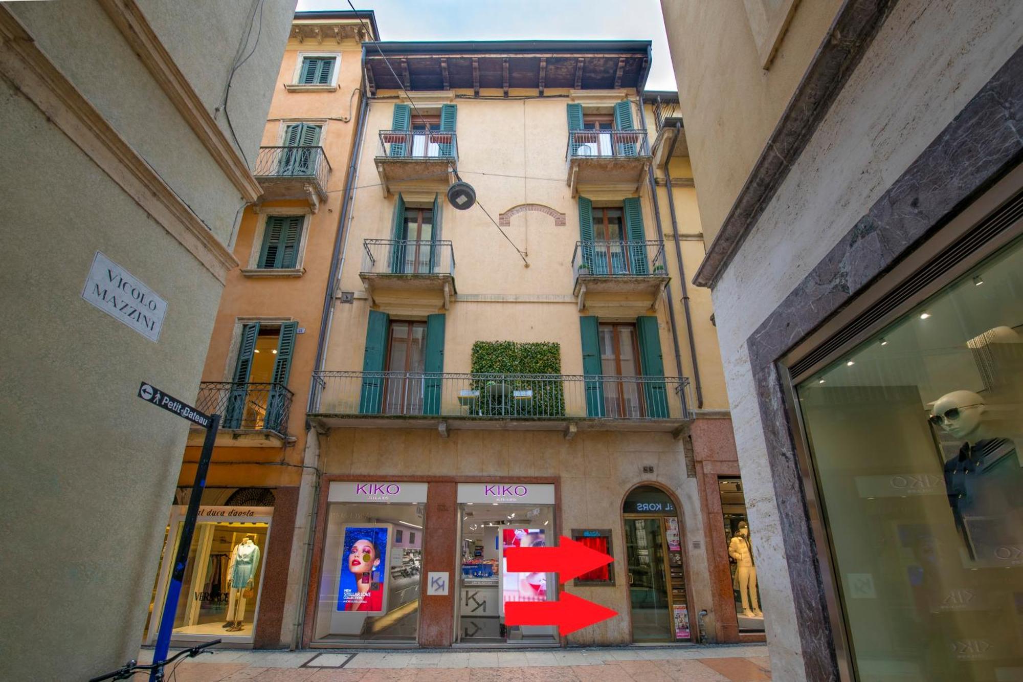 Palace Mazzini Center Apartamento *